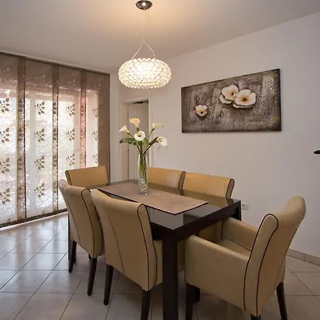 Apartment Bartol